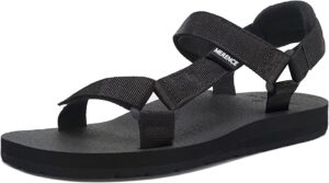 CIOR shoes similar to Tevas