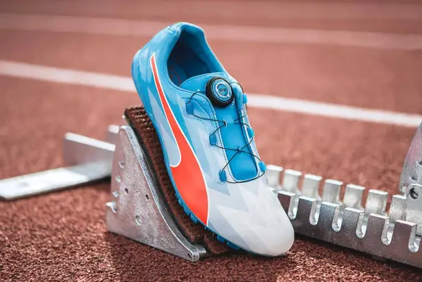 What are the different types of running spikes